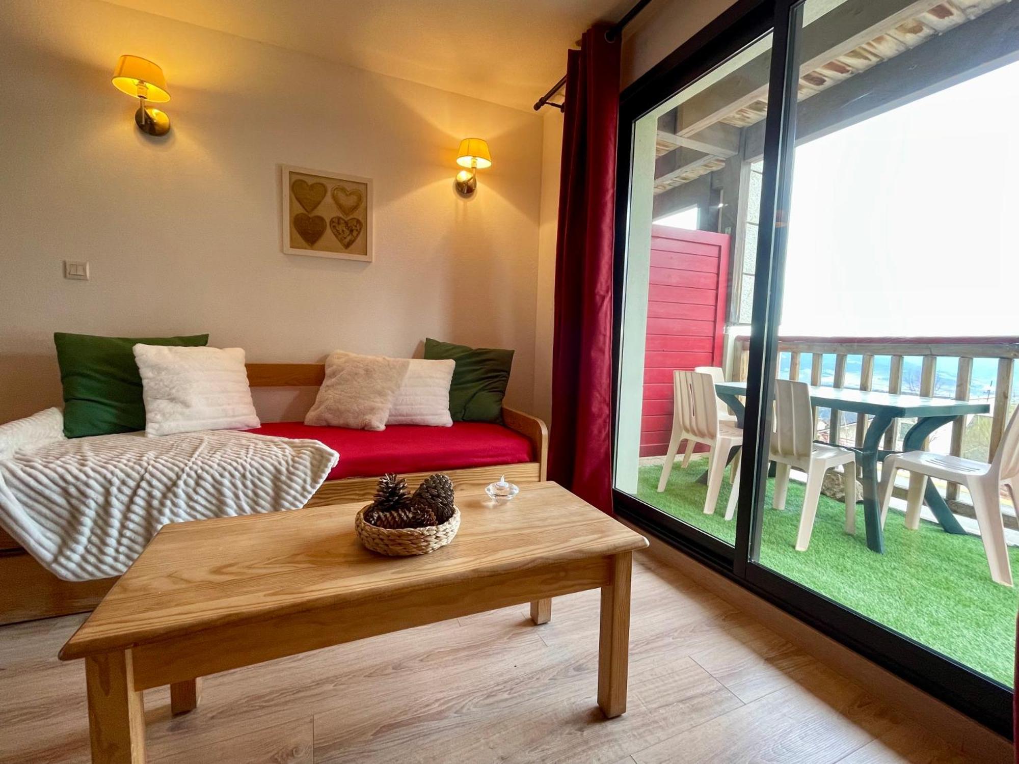 Charmant T3 Avec Vue Montagne Et Parking Privatif Font-Romeu-Odeillo-Via Exterior foto